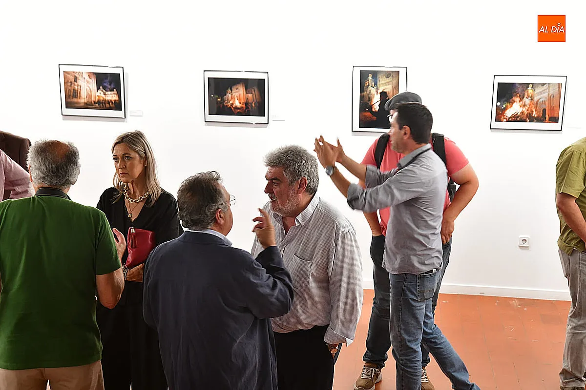 Foto 7 - La exposici&oacute;n `Hogueras tradicionales en la Tierra de Ciudad Rodrigo&acute; inaugura las I Jornadas sobre Patrimonio Cultural Inmaterial